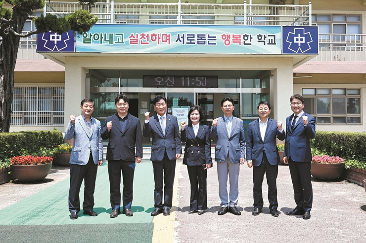 11-2 20230609 교육위원회 현장방문(대신중학교) 09